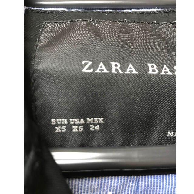 ZARA(ザラ)のZARA トレンチコート XSサイズ レディースのジャケット/アウター(トレンチコート)の商品写真