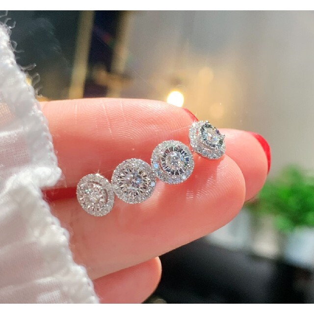 天然ダイヤモンドピアス0.39ct　k18