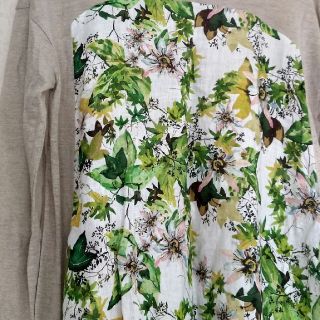 BEARDSLEY - 美品 ビアズリー 花柄チュニックの通販 by 抹茶ラテ's