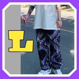 桜舞う季節 ○新品 SACAI バンダナプリントストレートパンツ