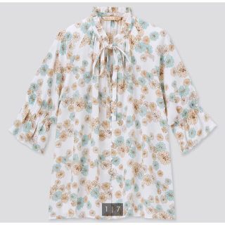 ユニクロ(UNIQLO)のユニクロ ポール&ジョー ブラウス レディース  トップス　花柄　白　春(シャツ/ブラウス(長袖/七分))