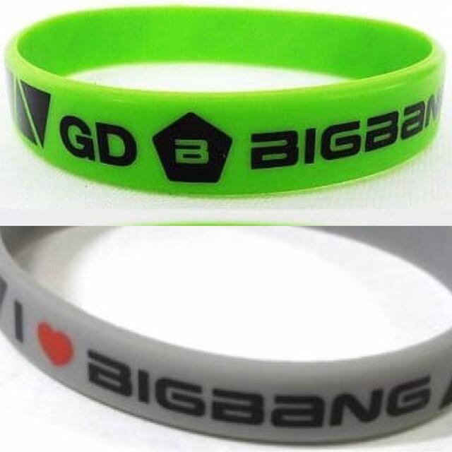 非売品 ローソン限定 BIGBANG ラバーバンド エンタメ/ホビーのタレントグッズ(アイドルグッズ)の商品写真