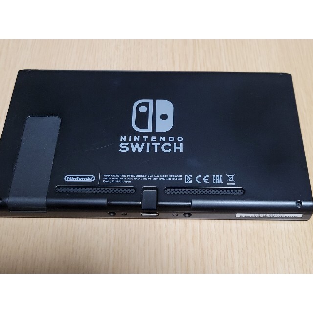 土曜日まで値下げ 新品 未使用 2023年製 バッテリー長持ち型 Switch新型