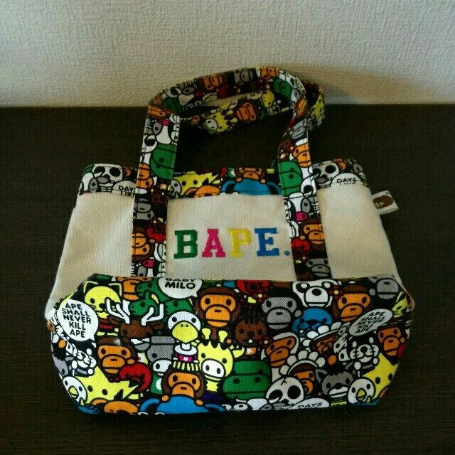 A BATHING APE(アベイシングエイプ)のBAPE ミニトート レディースのバッグ(トートバッグ)の商品写真