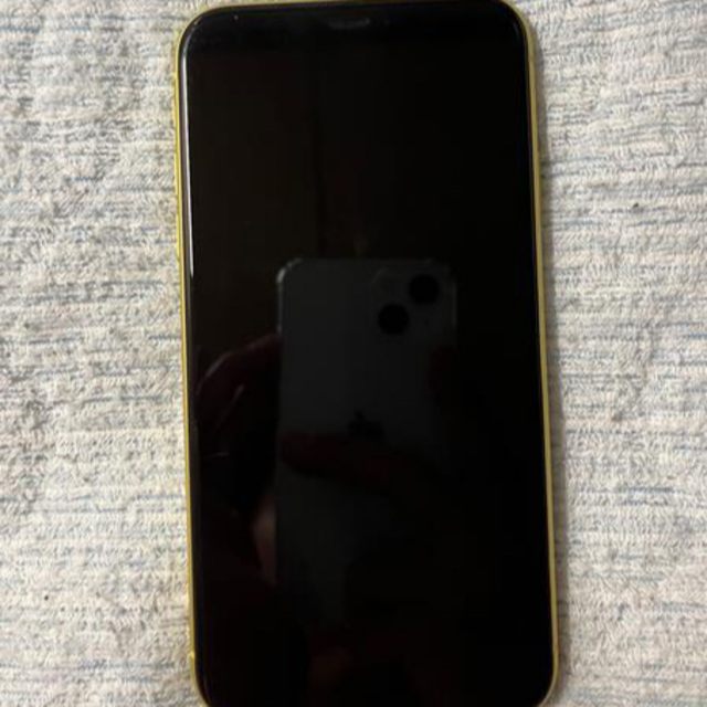 iPhone 11 美品　透明ケース付スマートフォン/携帯電話