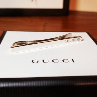 グッチ(Gucci)のGUCCI ネクタイピン ハチ ビー 新品 タイピン グッチ シルバー ギフト(ネクタイピン)