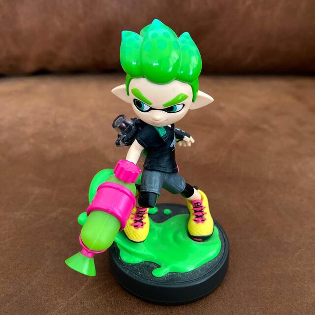 任天堂(ニンテンドウ)の（ユウスケ様専用）amiibo ボーイとイカパープル美品 エンタメ/ホビーのフィギュア(ゲームキャラクター)の商品写真