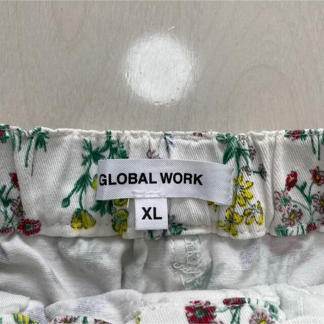 GLOBAL WORK(グローバルワーク)のグローバルワーク　ショートパンツ　花柄　女の子 キッズ/ベビー/マタニティのキッズ服女の子用(90cm~)(パンツ/スパッツ)の商品写真