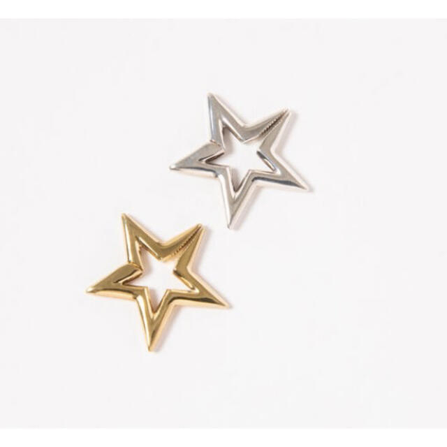 STAR JEWELRY(スタージュエリー)のknow-how イヤカフ　スター　星形　ゴールド レディースのアクセサリー(イヤーカフ)の商品写真