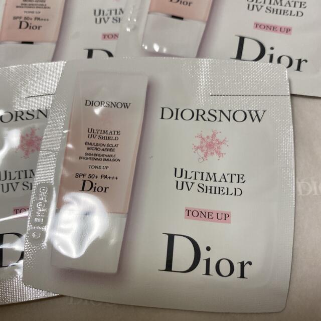 Christian Dior(クリスチャンディオール)のディオール♡Snow uvシールドトーンアップ コスメ/美容のベースメイク/化粧品(化粧下地)の商品写真