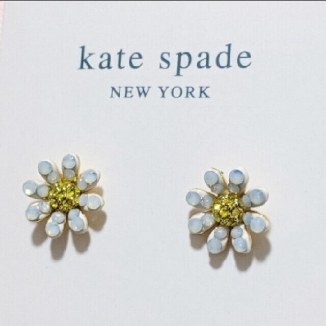 kate spade new york(ケイトスペードニューヨーク)のとぉ〜ま様【新品】kate spade ケイトスペード　ピアス　2点 レディースのアクセサリー(ピアス)の商品写真