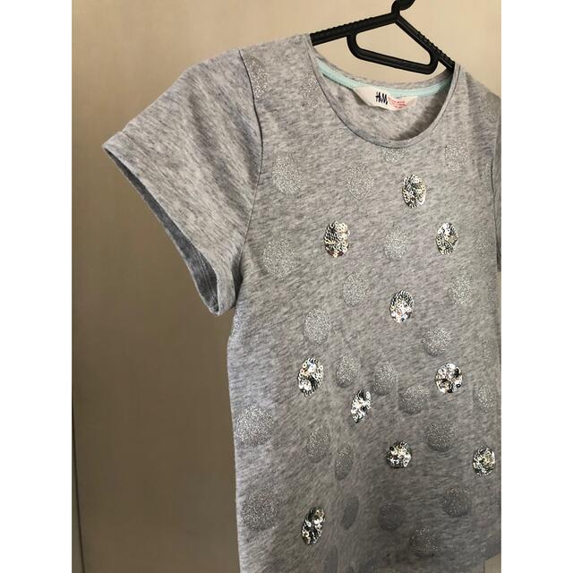 H&M(エイチアンドエム)のH&M スパンコール可愛いTシャツ キッズ/ベビー/マタニティのキッズ服女の子用(90cm~)(Tシャツ/カットソー)の商品写真