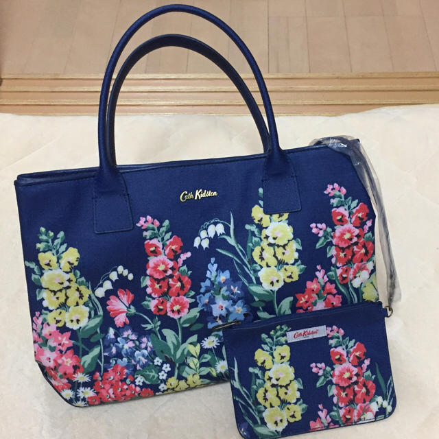 Cath Kidston(キャスキッドソン)の《新品 約半額》キャスキッドソン  トートバッグ レディースのバッグ(トートバッグ)の商品写真