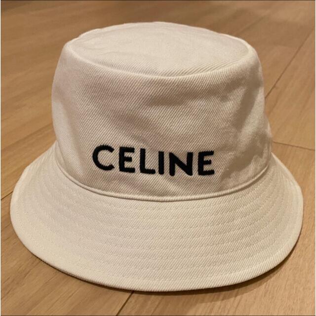 即納超歓迎 celine バケハ ホワイト 刺繍ロゴ デニムの通販 by shop