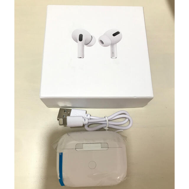 ワイヤレスイヤホン　自動ペアリングノイズキャンセリング　Bluetooth5.3 スマホ/家電/カメラのオーディオ機器(ヘッドフォン/イヤフォン)の商品写真