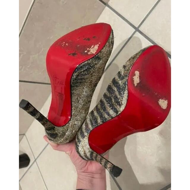 Christian Louboutin(クリスチャンルブタン)の限定値下げ　ChristianLouboutin グリッター　パンプス　ゼブラ レディースの靴/シューズ(ハイヒール/パンプス)の商品写真