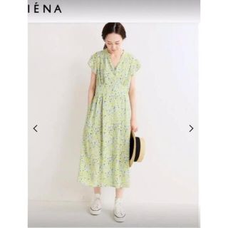 イエナ(IENA)の◾️IENA◾️イエナ◾️フラワープリントワンピース◾️36◾️イエロー(ロングワンピース/マキシワンピース)