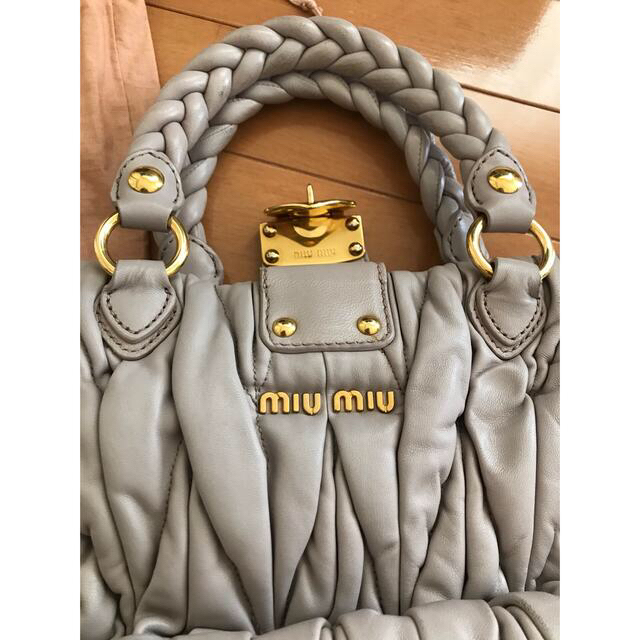 miu miu マトラッセ バッグ 想像を超えての www.gold-and-wood.com