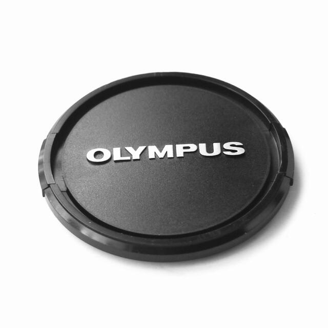 OLYMPUS(オリンパス)の☆美品☆OLYMPUS 49mm  レンズキャップ スマホ/家電/カメラのカメラ(レンズ(単焦点))の商品写真