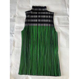 プリーツプリーズイッセイミヤケ(PLEATS PLEASE ISSEY MIYAKE)のプリーツプリーズ　ハイネック　ノースリーブ(カットソー(半袖/袖なし))