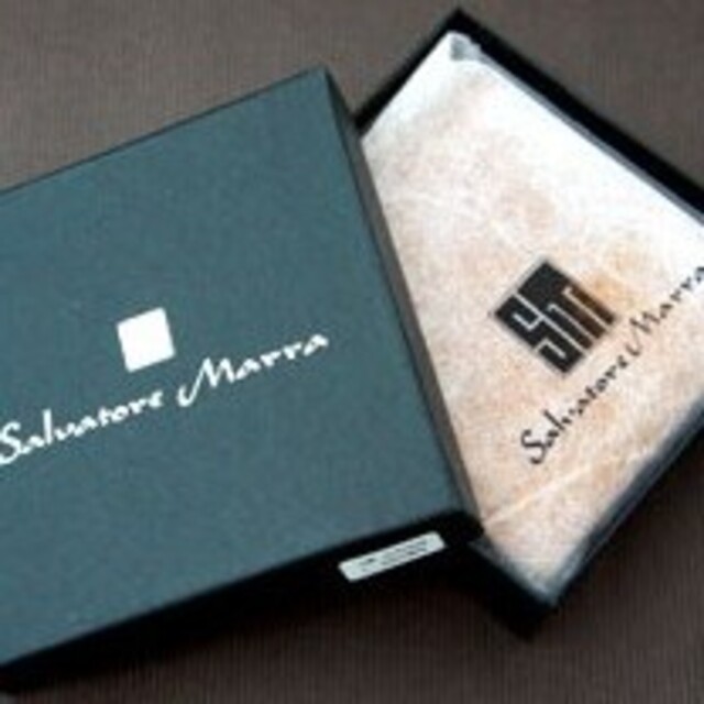 未使用 サルバトーレマーラ 本革二つ折り財布 箱付 メンズのファッション小物(折り財布)の商品写真