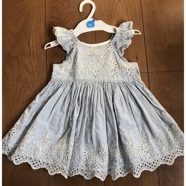 babyGAP(ベビーギャップ)のbabyGAPレースワンピース キッズ/ベビー/マタニティのベビー服(~85cm)(ワンピース)の商品写真