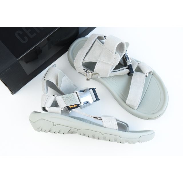 OPENING CEREMONY(オープニングセレモニー)の新品定価2万6400円 OPENING CEREMONY × TEVA　24.5 レディースの靴/シューズ(サンダル)の商品写真