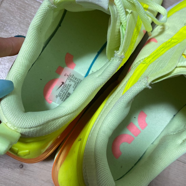 NIKE - NIKE⭐︎蛍光色⭐︎スニーカー⭐︎厚底⭐︎最安値の通販 by
