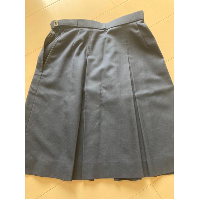 伊奈学園　冬スカート レディースのスカート(ひざ丈スカート)の商品写真