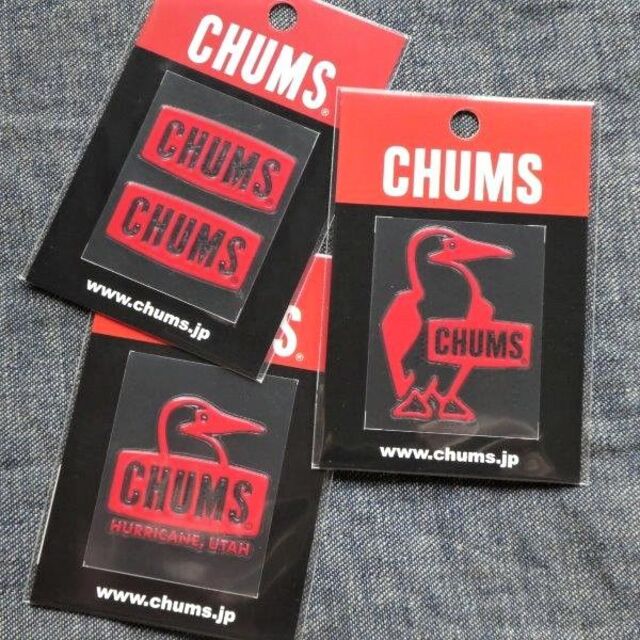 CHUMS(チャムス)の3枚セット CHUMS Emboss Sticker ステッカー RED スポーツ/アウトドアのアウトドア(その他)の商品写真