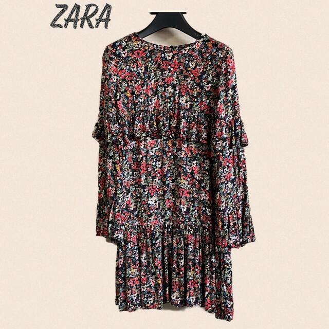 ZARA(ザラ)のZARA 小花柄ワンピース レディースのワンピース(ひざ丈ワンピース)の商品写真