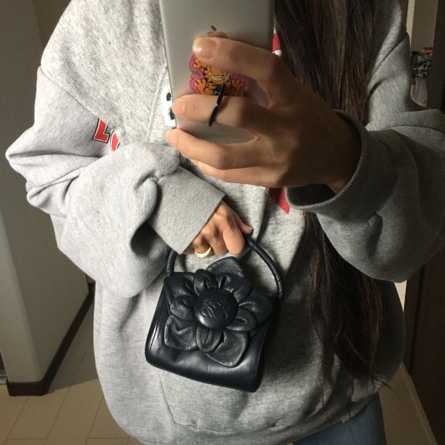 激レア 美品 ヴィンテージ ロエベ フラワー ミニ ミニ ハンドバック 激レア 美品 ヴィンテージ ロエベ フラワー ミニ ミニ ハンドバック