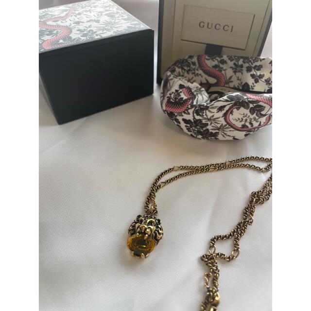 Gucci(グッチ)のグッチ　ライオンベッドネックレス未使用品（718） メンズのアクセサリー(ネックレス)の商品写真