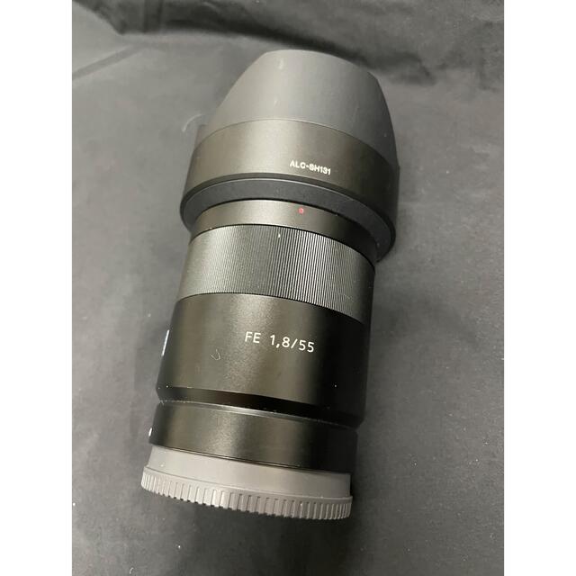 SONY(ソニー)のsony E-mount 55mm F1.8 Zeiss  スマホ/家電/カメラのカメラ(レンズ(単焦点))の商品写真