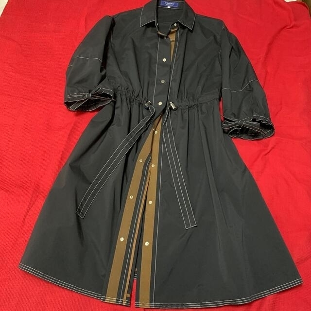 M'S GRACY(エムズグレイシー)の美品　薄手コート ワンピース 大きめ36 黒 エムズグレイシー M‘S GRAC レディースのジャケット/アウター(スプリングコート)の商品写真