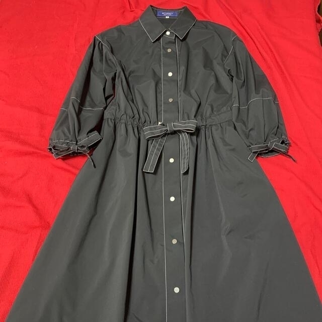 M'S GRACY(エムズグレイシー)の美品　薄手コート ワンピース 大きめ36 黒 エムズグレイシー M‘S GRAC レディースのジャケット/アウター(スプリングコート)の商品写真