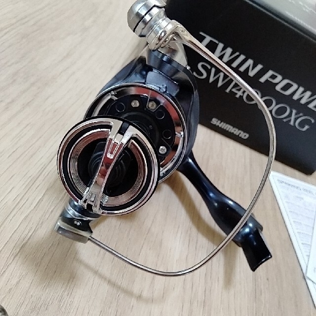 SHIMANO(シマノ)の新品☆未使用☆21ツインパワーSW 14000XG 本体+ハンドル一式 ※スプー スポーツ/アウトドアのフィッシング(リール)の商品写真