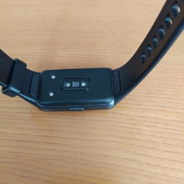 HUAWEI(ファーウェイ)のhuawei band 6 メンズの時計(腕時計(デジタル))の商品写真