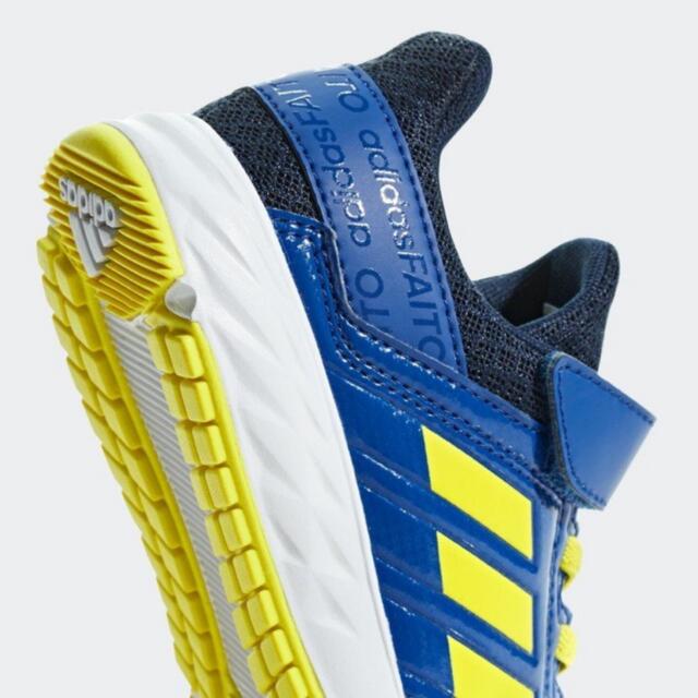 adidas(アディダス)の【新品】アディダス　Adidas ファイト　キッズ　スニーカー　シューズ　運動靴 キッズ/ベビー/マタニティのキッズ靴/シューズ(15cm~)(スニーカー)の商品写真