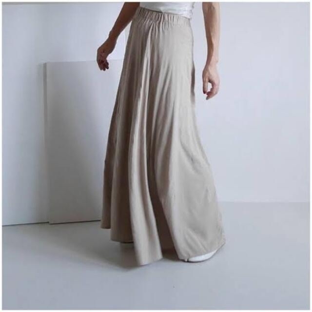 DEUXIEME CLASSE(ドゥーズィエムクラス)のargue フレアスカート　ベージュ レディースのスカート(ロングスカート)の商品写真