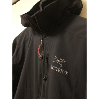 アークテリクス(ARC'TERYX)のアークテリクス スコーミッシュフーディー ブラック XS(登山用品)