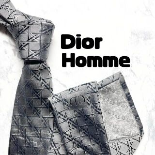 ディオールオム(DIOR HOMME)の✨美品✨ディオールオム　ネクタイ　チェック柄　格子柄　肉厚　光沢　高級シルク(ネクタイ)