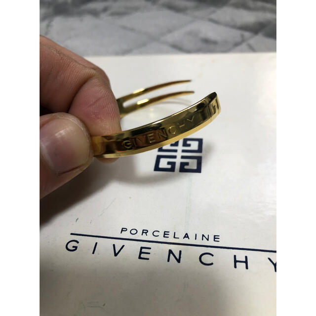 GIVENCHY(ジバンシィ)の【GIVENCHY】ジバンシー　ヴィンテージ　フォークバングル　16cm メンズのアクセサリー(バングル/リストバンド)の商品写真