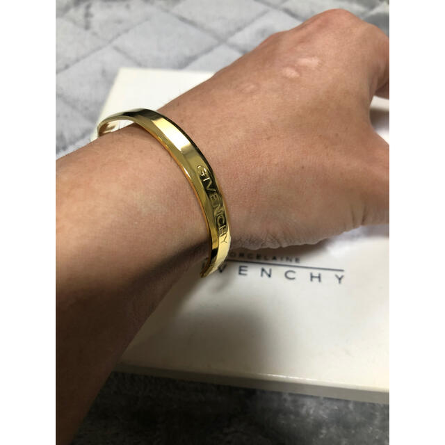 GIVENCHY(ジバンシィ)の【GIVENCHY】ジバンシー　ヴィンテージ　フォークバングル　16cm メンズのアクセサリー(バングル/リストバンド)の商品写真