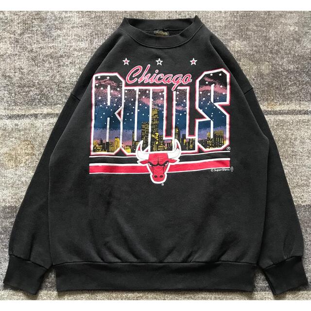 最高の摩天楼デザイン US製 90's Changes BULLS スウェット メンズのトップス(スウェット)の商品写真