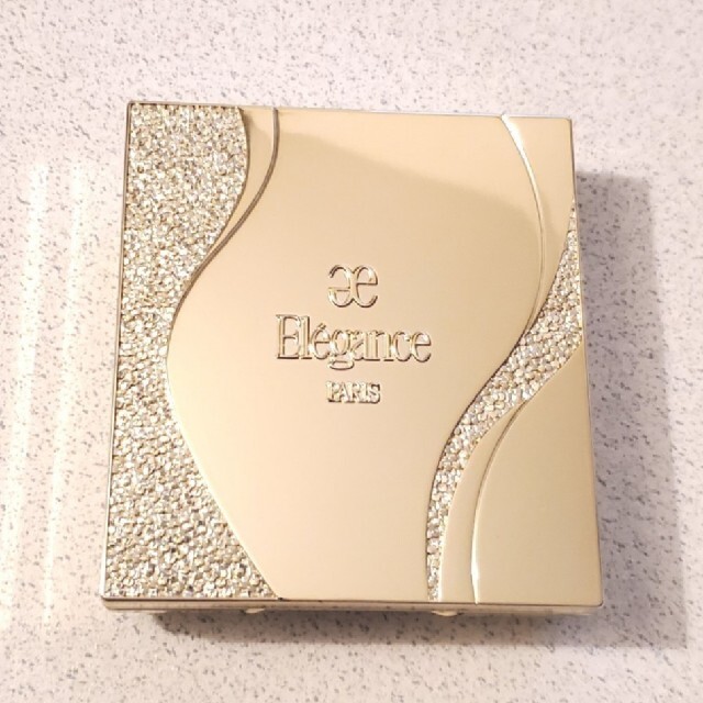 Elégance.(エレガンス)のElegance エモーショナルフェイス be401 チーク コスメ/美容のベースメイク/化粧品(チーク)の商品写真