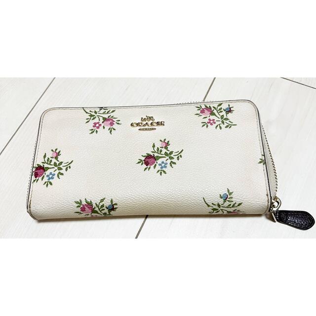 COACH 花柄 長財布 ホワイト | フリマアプリ ラクマ