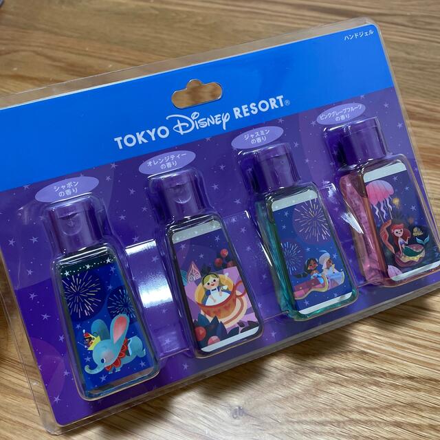 Disney(ディズニー)の新品未使用　ディズニーランド　ハンドジェル　イッツアスモールワールド エンタメ/ホビーのおもちゃ/ぬいぐるみ(キャラクターグッズ)の商品写真