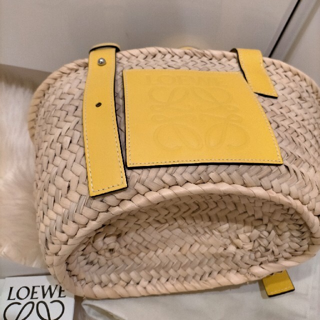 LOEWE(ロエベ)の美品♡⃛ LOEWE ロエベ  カゴバック レディースのバッグ(かごバッグ/ストローバッグ)の商品写真