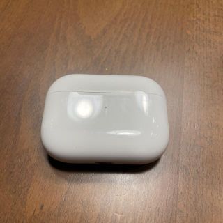 アップル(Apple)のAirpods pro 充電ケース(ヘッドフォン/イヤフォン)